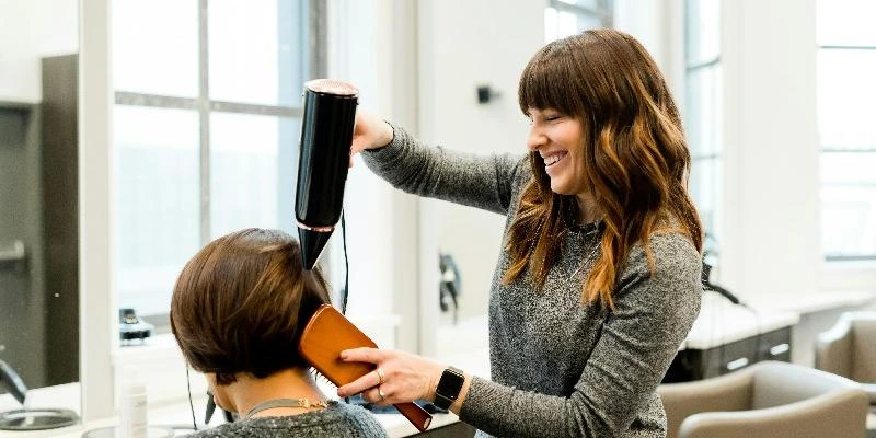 BTS Coiffure (Métiers de la Coiffure) : Guide Complet